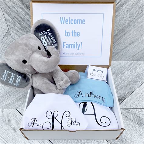 personalized new baby gift ideas
